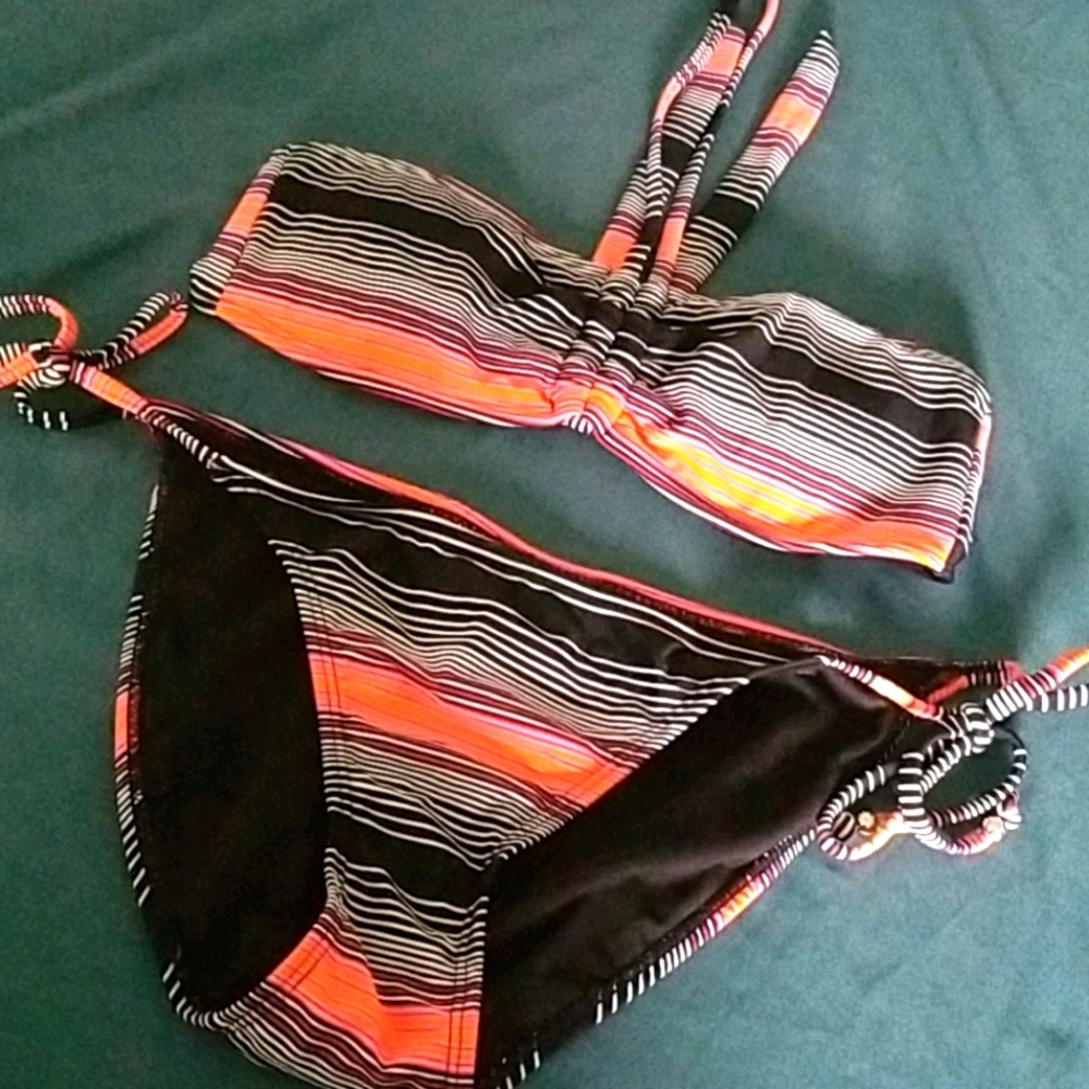 Plunge 2 piece bikini